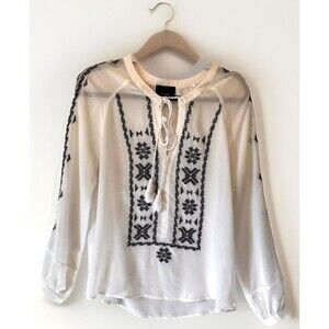 LUMIERE WHITE NAVY EMBROIDERY LONG‎ SLEEVE SZ M TUNIC BLOUSE SHEER